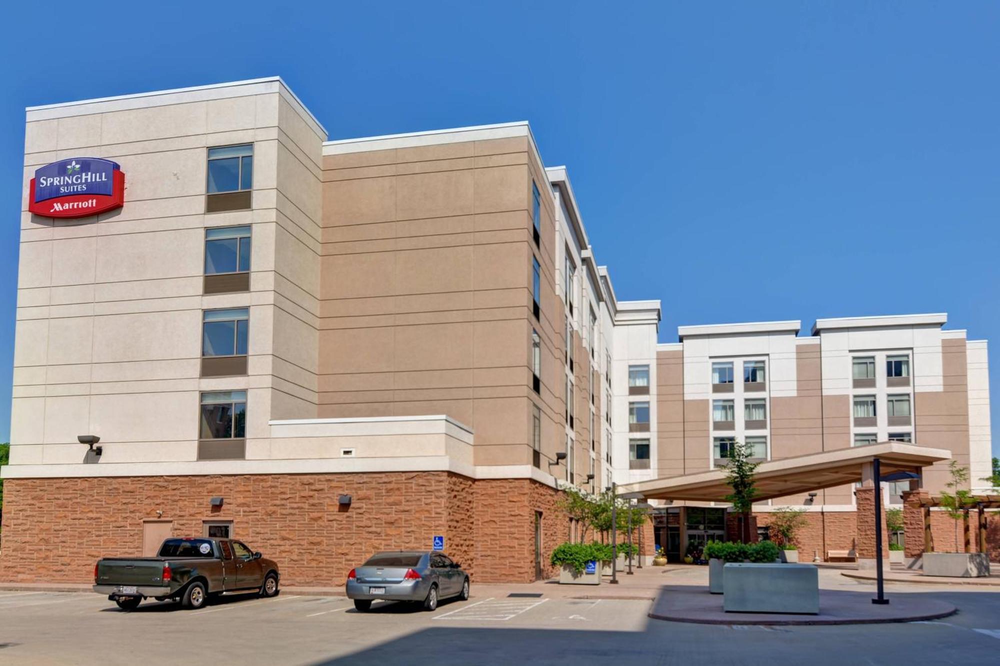 Springhill Suites By Marriott Cincinnati Midtown Luaran gambar